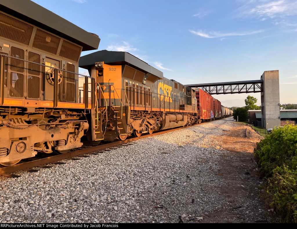 CSX 932